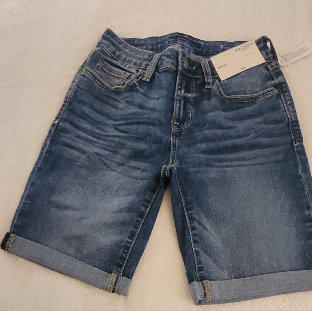 Arizona Bermuda Shorts